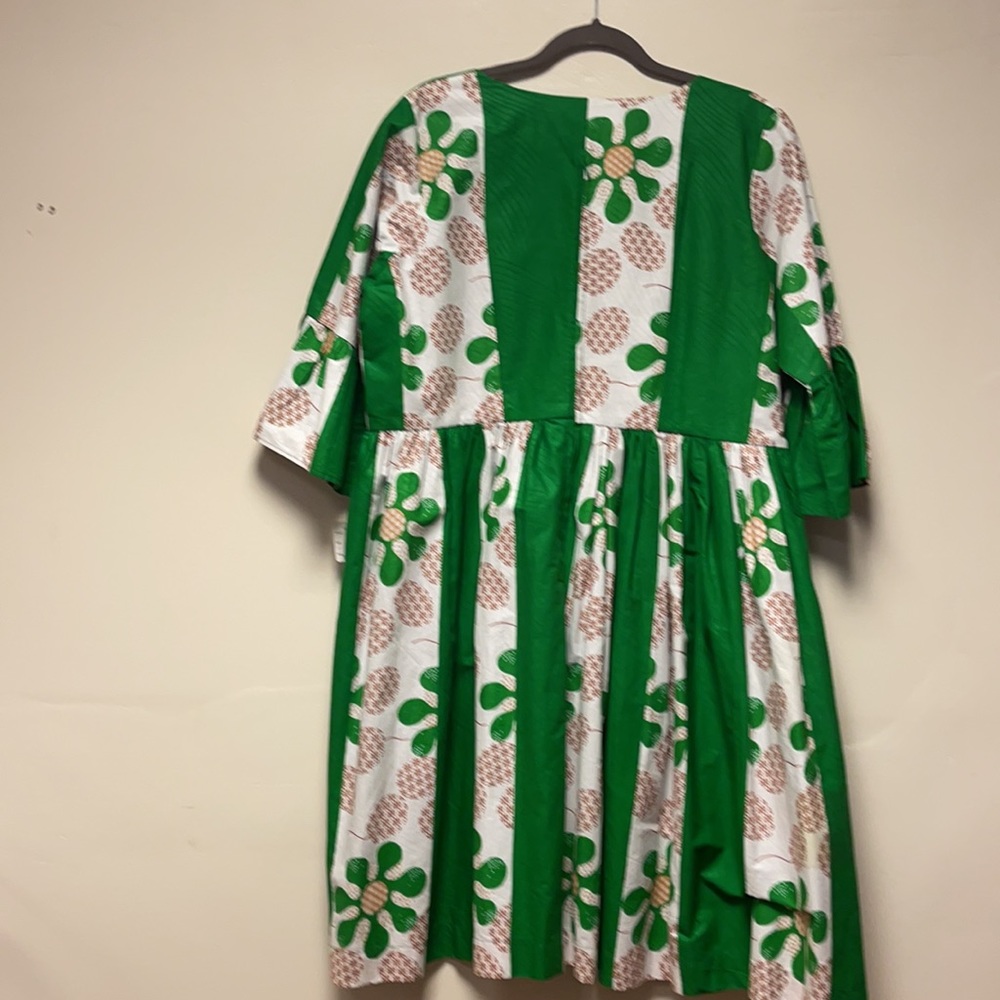Dress - Picture 2 of 3